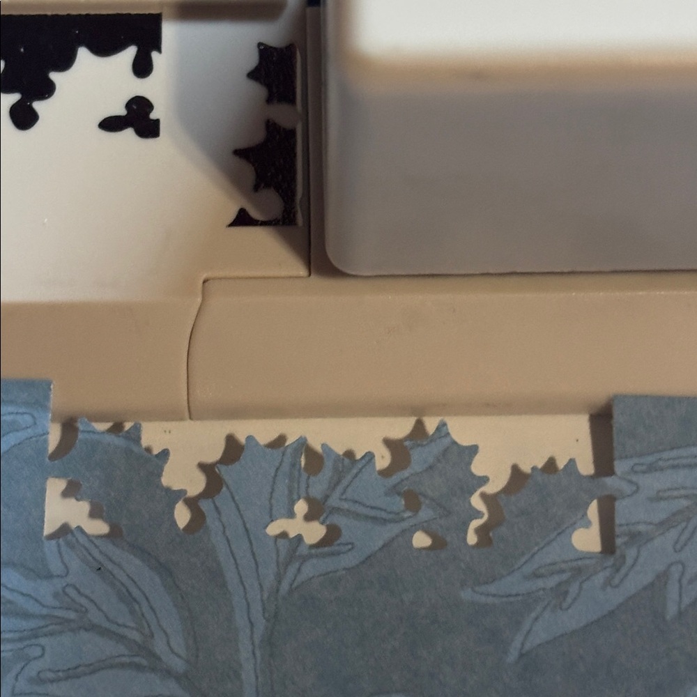 Martha Stewart Crafts Punch Around Set Holly Leaves Christmas Holiday - Picture 11 of 12